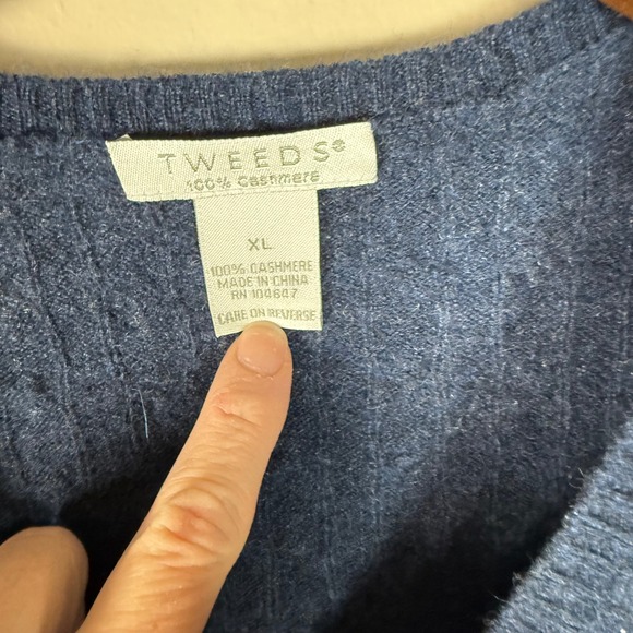 Tweeds 100% Cashmere Blue V-Neck Sweater XL Capsule - Picture 4 of 5